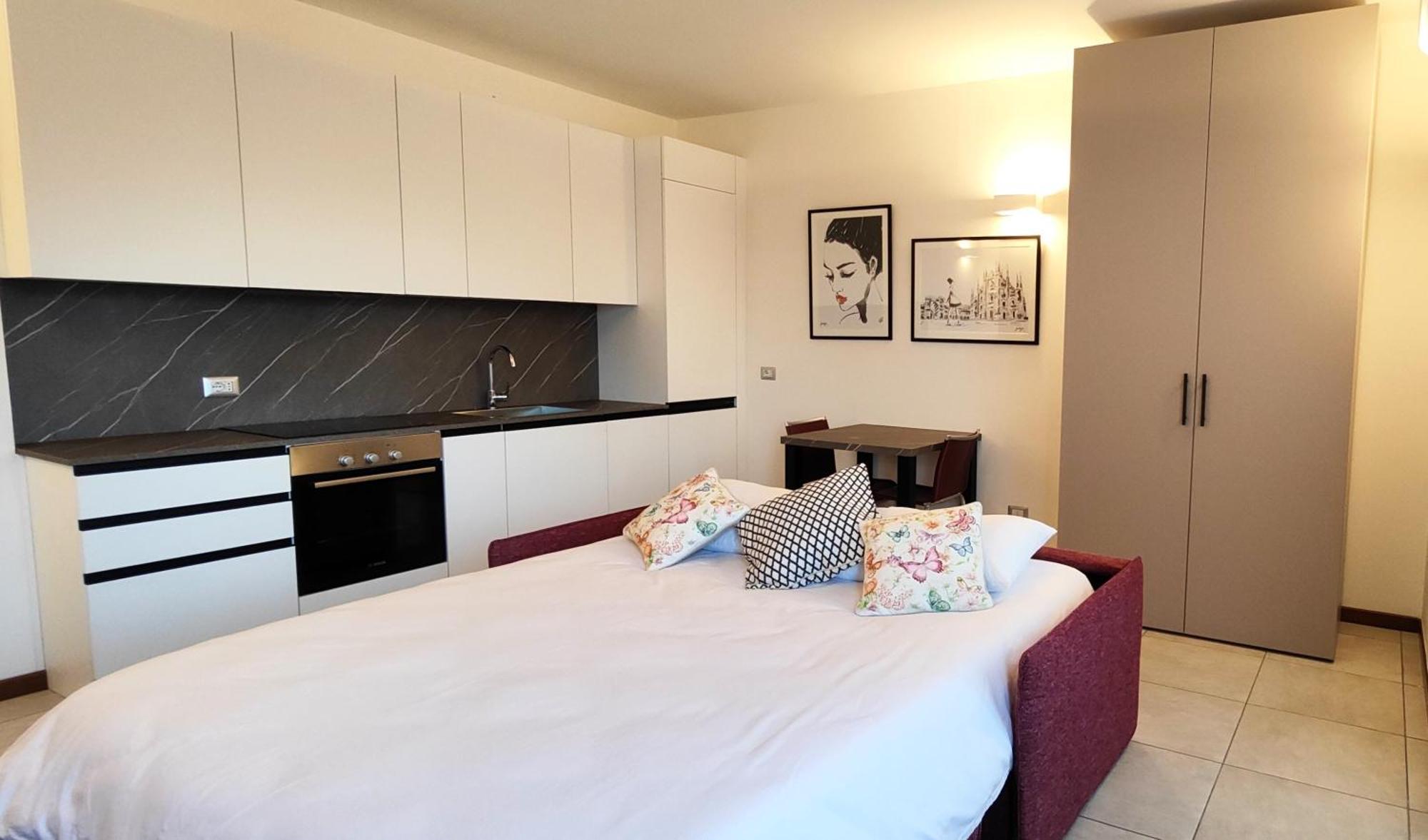 Jasmine Malpensa Express And Train To Milano Apartment Busto Arsizio Exterior photo