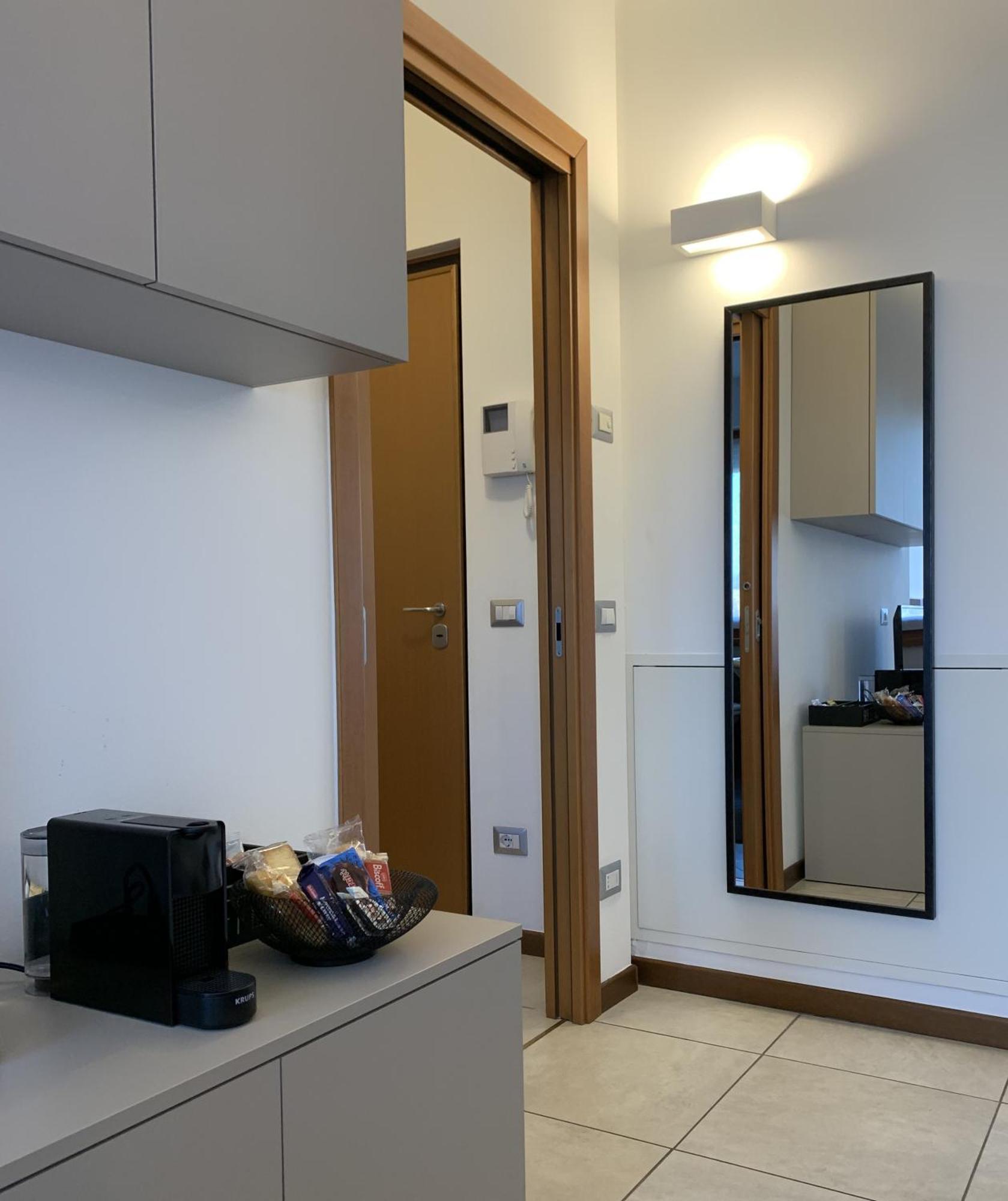 Jasmine Malpensa Express And Train To Milano Apartment Busto Arsizio Exterior photo